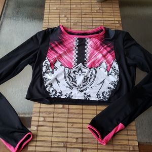 Cropped Microfiber Athletic Long Sleeve Shirt